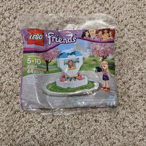 *New* Lego Friends Wishing Fountain, 44 pieces (30204)